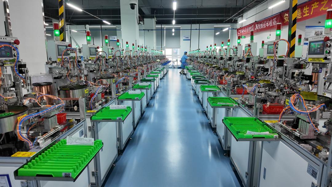 數(shù)字化轉(zhuǎn)型標(biāo)桿 辛集三家企業(yè)榮膺“智能工廠”稱號(hào)，引領(lǐng)產(chǎn)業(yè)升級(jí)新浪潮